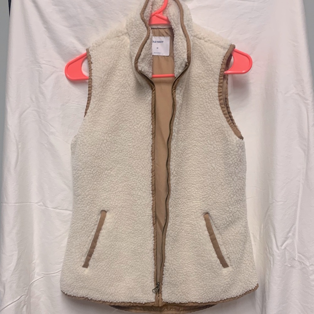 XS Old Navy Sherpa Vest